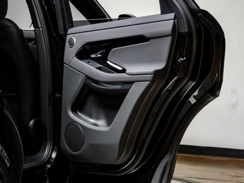 Used 2024 Land Rover Range Rover Evoque S image 47