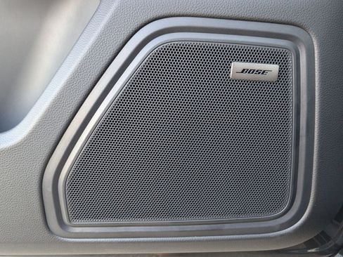 New 2026 Porsche Macan image 14