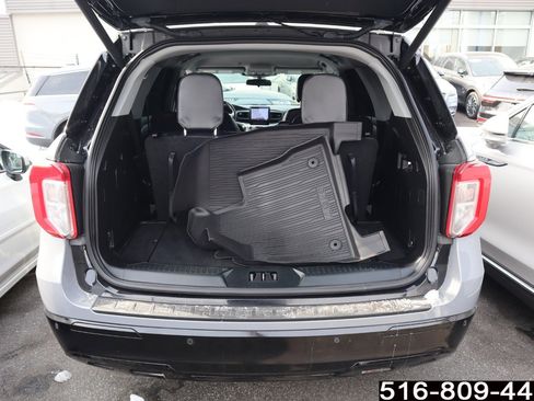 Used 2021 Ford Explorer XLT w/ Equipment Group 202A image 24