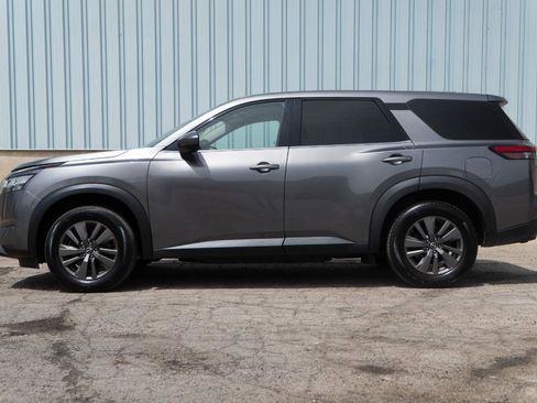 Used 2022 Nissan Pathfinder S AWD/4WD image 6