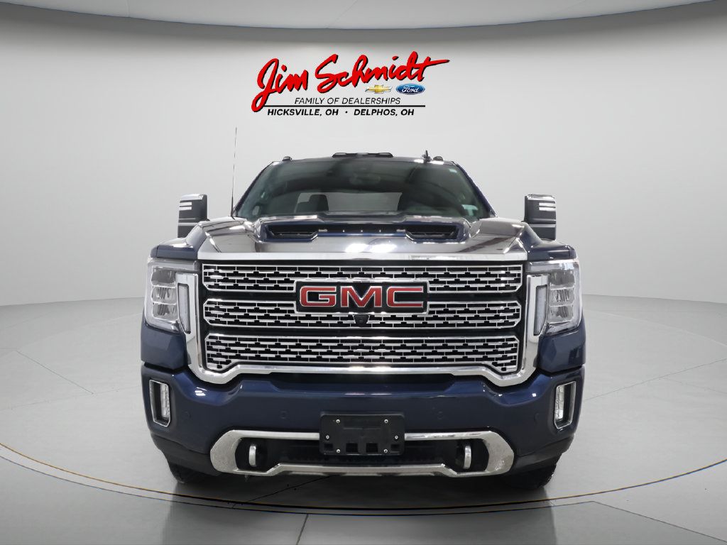 Used 2023 GMC Sierra 3500 Denali w/ Denali Ultimate Package AWD/4WD image 3