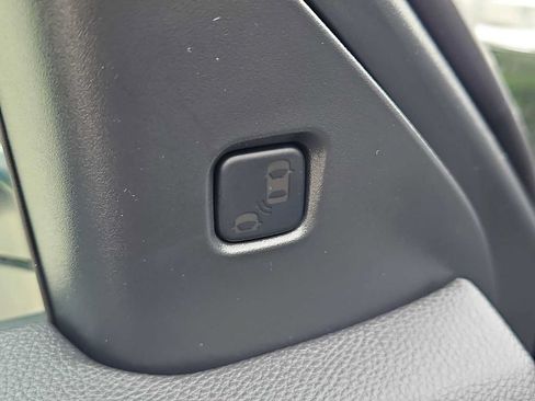 Used 2024 Acura RDX SH-AWD image 12