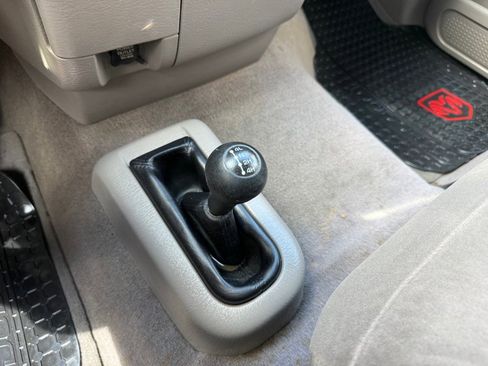 Used 2005 Dodge Ram 2500 Truck SLT AWD/4WD image 28