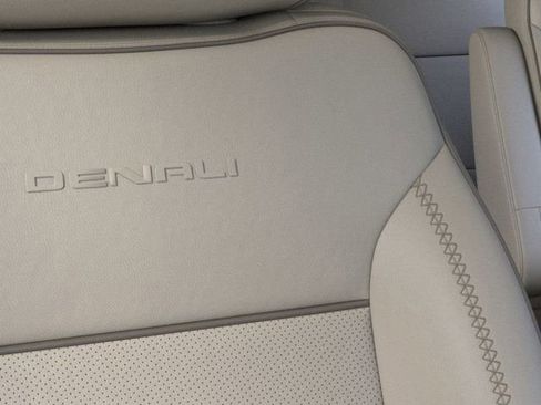 New 2026 GMC Yukon XL Denali image 21