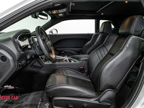 Used 2016 Dodge Challenger SRT Hellcat RWD image 80
