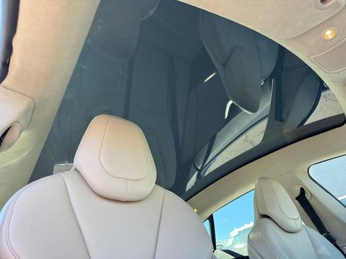 Used 2017 Tesla Model S 75D image 18