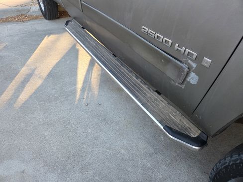 Used 2008 Chevrolet Silverado 2500 LT w/ 1LT Convenience Package image 15