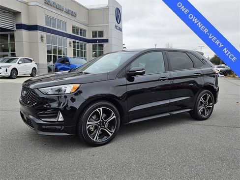 Used 2020 Ford Edge ST image 1