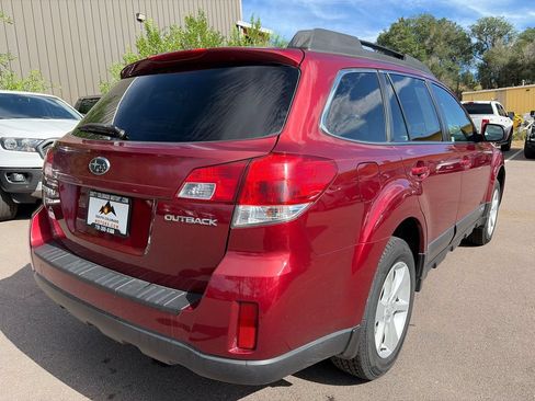 Used 2013 Subaru Outback 2.5i Premium AWD/4WD image 7