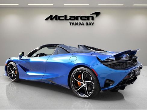 Used 2026 McLaren 750S Spider image 4