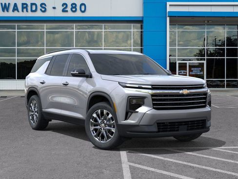 New 2026 Chevrolet Traverse LT image 7