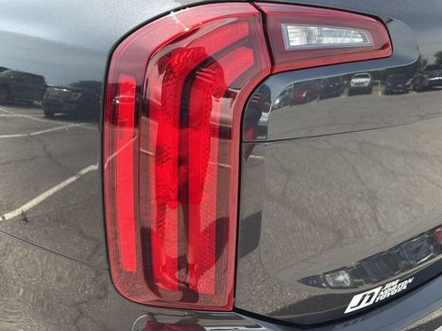 Used 2025 Kia Telluride S FWD image 28