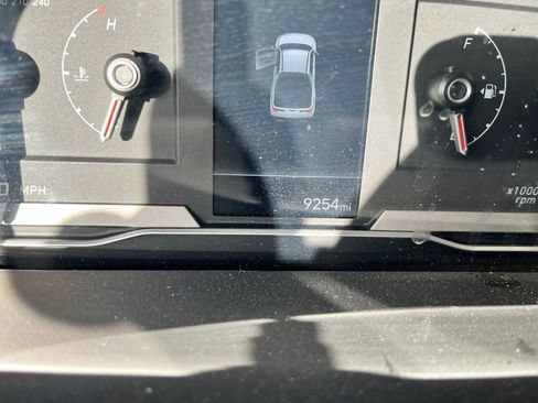 Used 2024 Hyundai Santa Cruz SEL image 12