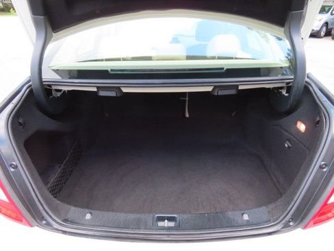 Used 2011 Mercedes-Benz C 300 4MATIC Sedan image 9