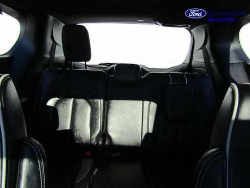 Used 2025 Chrysler Pacifica Limited FWD image 23