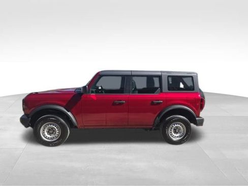 New 2025 Ford Bronco 4-Door image 4