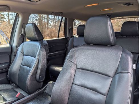 Used 2017 Honda Pilot EX-L image 17