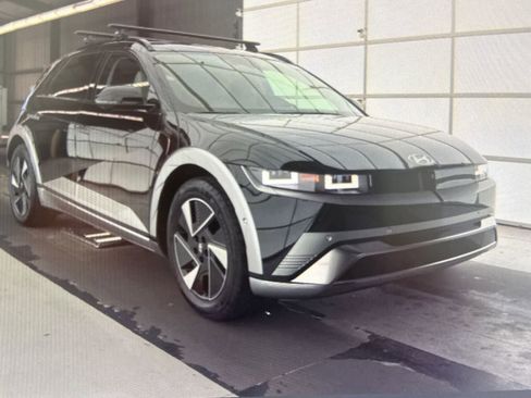 Used 2026 Hyundai Ioniq 5 Limited image 5