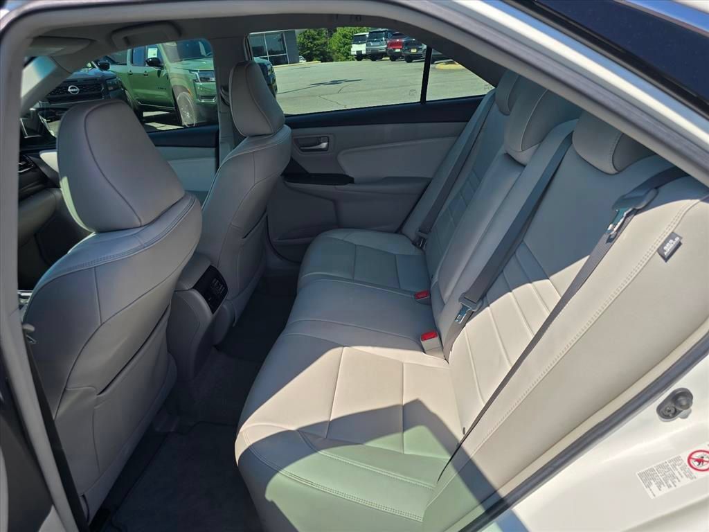 Used 2017 Toyota Camry XLE FWD image 10