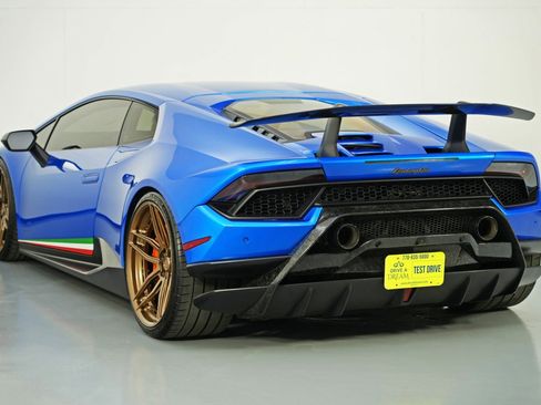 Used 2018 Lamborghini Huracan Performante image 51