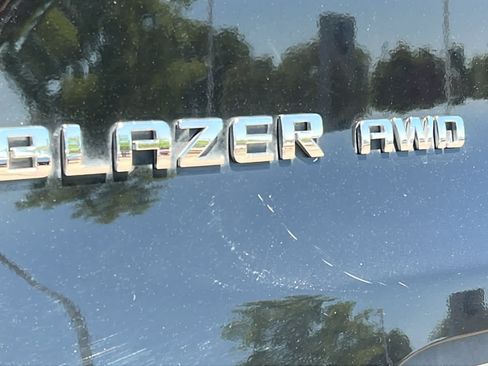 Used 2021 Chevrolet Blazer LT AWD/4WD image 28