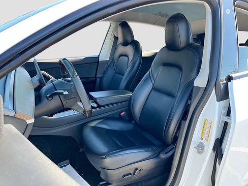 Used 2021 Tesla Model Y Long Range image 20