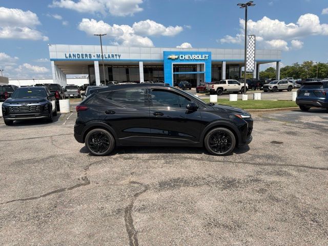 New 2027 Chevrolet Bolt RS w/ Super Cruise Package FWD image 2