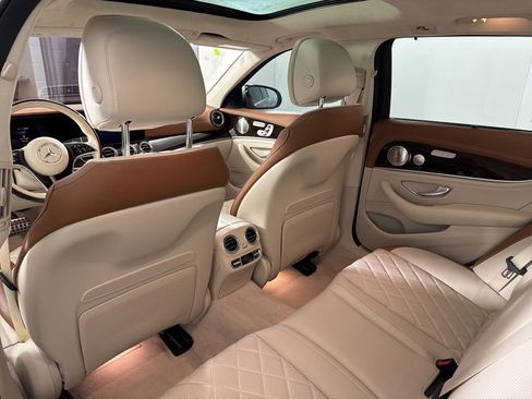 Certified 2022 Mercedes-Benz E 450 4MATIC All-Terrain Wagon image 16