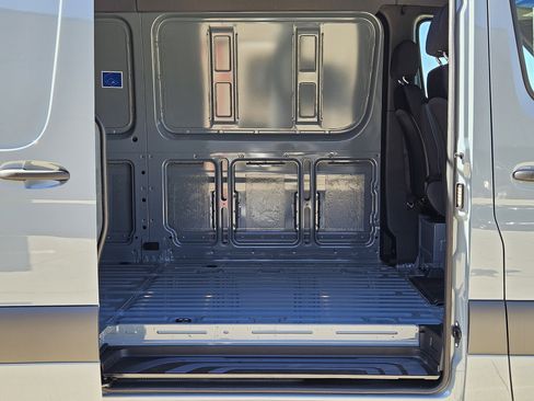 New 2026 Mercedes-Benz Sprinter 2500 image 29