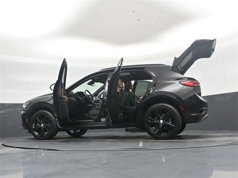 Used 2021 Buick Envision Essence w/ Technology Package I image 53