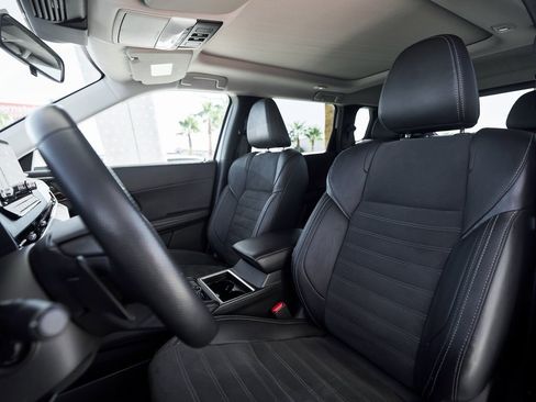 Used 2024 Mitsubishi Outlander Ralliart image 28