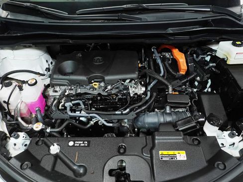 Used 2024 Toyota Sienna Platinum AWD/4WD image 12
