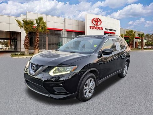 Used 2015 Nissan Rogue SV image 8