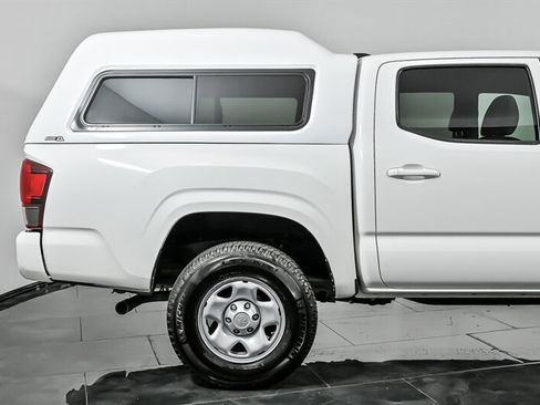 Used 2022 Toyota Tacoma SR AWD/4WD image 10