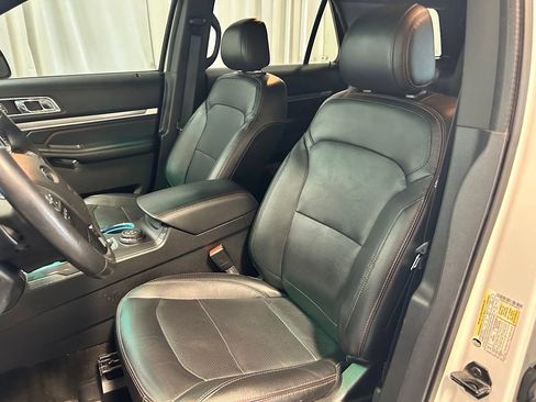 Used 2016 Ford Explorer Sport AWD/4WD image 8