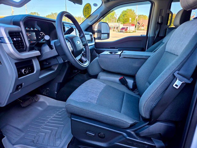 Used 2026 Ford F350 XLT AWD/4WD image 12