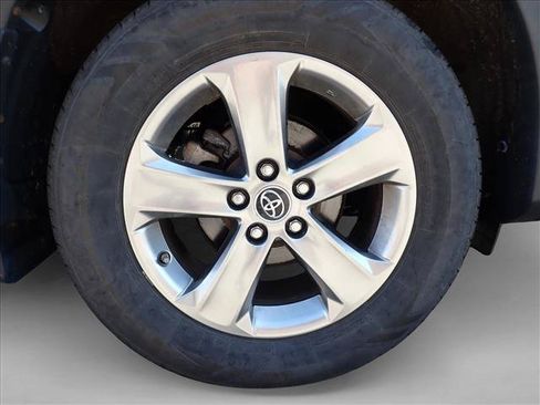 Used 2015 Toyota RAV4 XLE w/ Outdoor Package AWD/4WD image 7