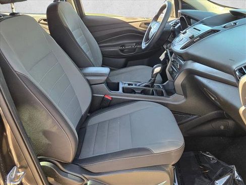 Used 2017 Ford Escape S image 20