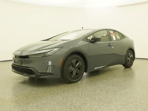 New 2026 Toyota Prius LE image 17