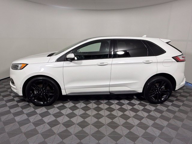 Used 2020 Ford Edge ST w/ Equipment Group 401A AWD/4WD image 3