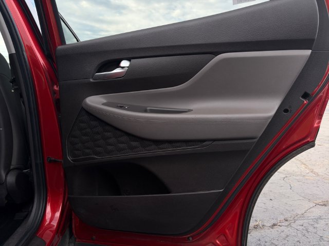 Used 2020 Hyundai Santa Fe SE AWD/4WD image 36