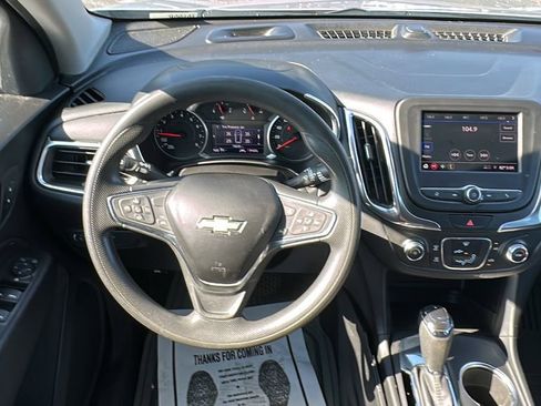 Used 2021 Chevrolet Equinox LT image 16