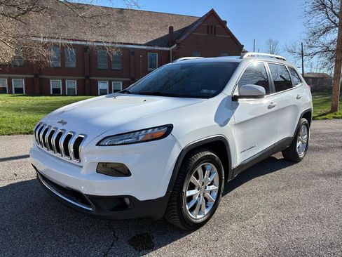 Used 2016 Jeep Cherokee Limited w/ Luxury Group image 3