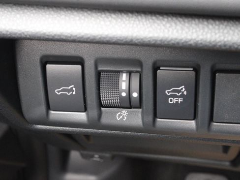 Certified 2025 Subaru Outback Onyx Edition AWD/4WD image 24