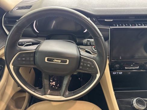 Used 2021 Jeep Grand Cherokee L Limited image 24