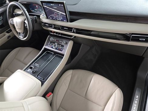 Certified 2023 Lincoln Aviator Reserve w/ Equipment Group 201A image 19