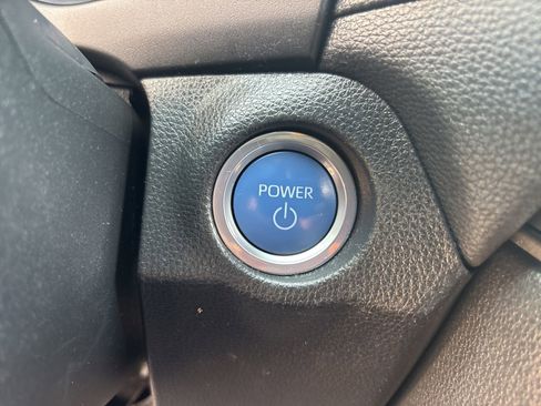 Used 2022 Toyota RAV4 SE AWD/4WD image 22
