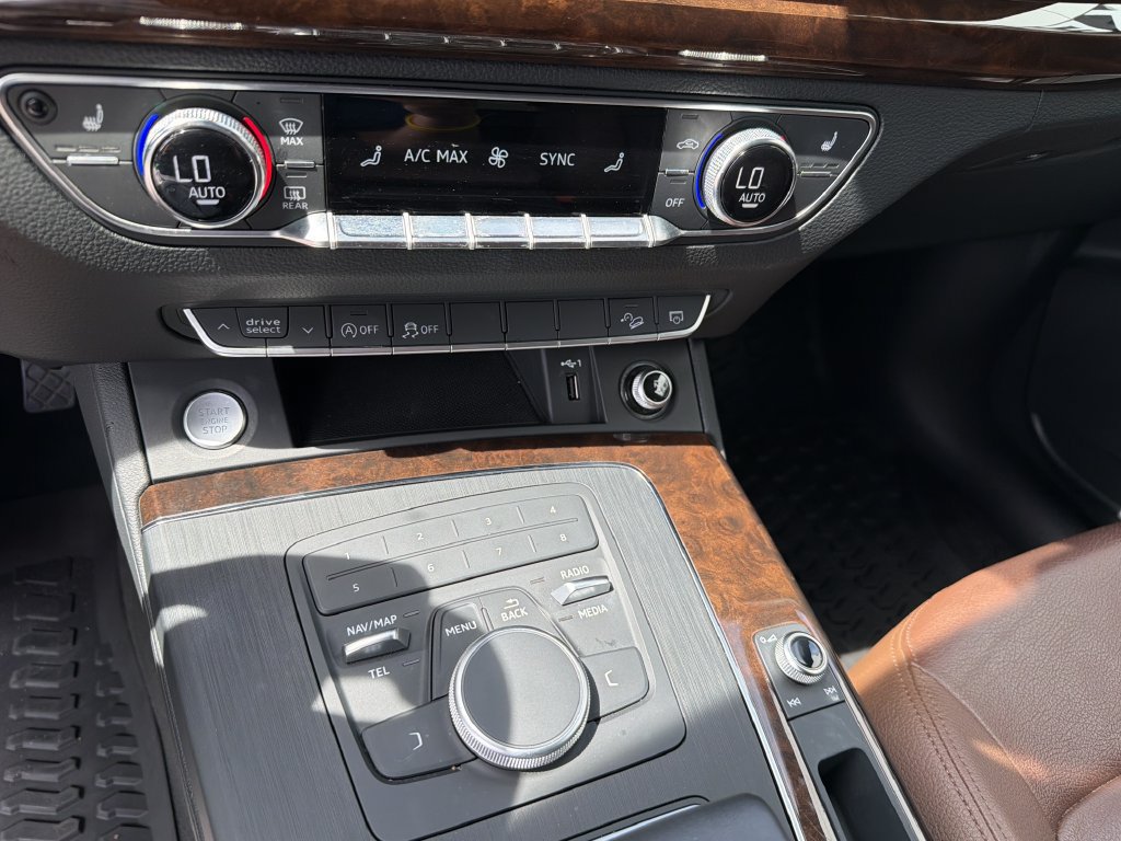 Used 2019 Audi Q5 2.0T Premium AWD/4WD image 29