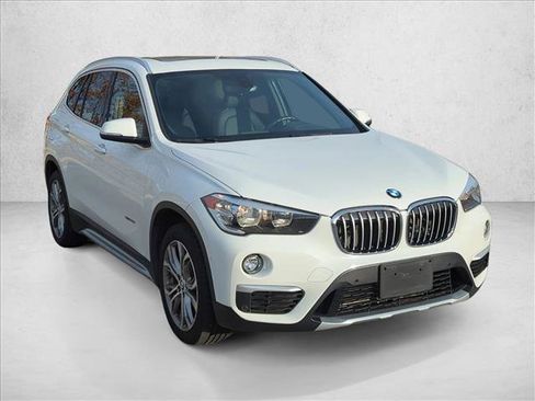 Used 2016 BMW X1 xDrive28i image 3