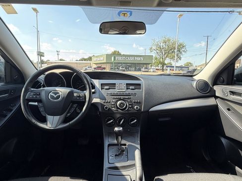Used 2012 MAZDA MAZDA3 i Touring FWD image 17